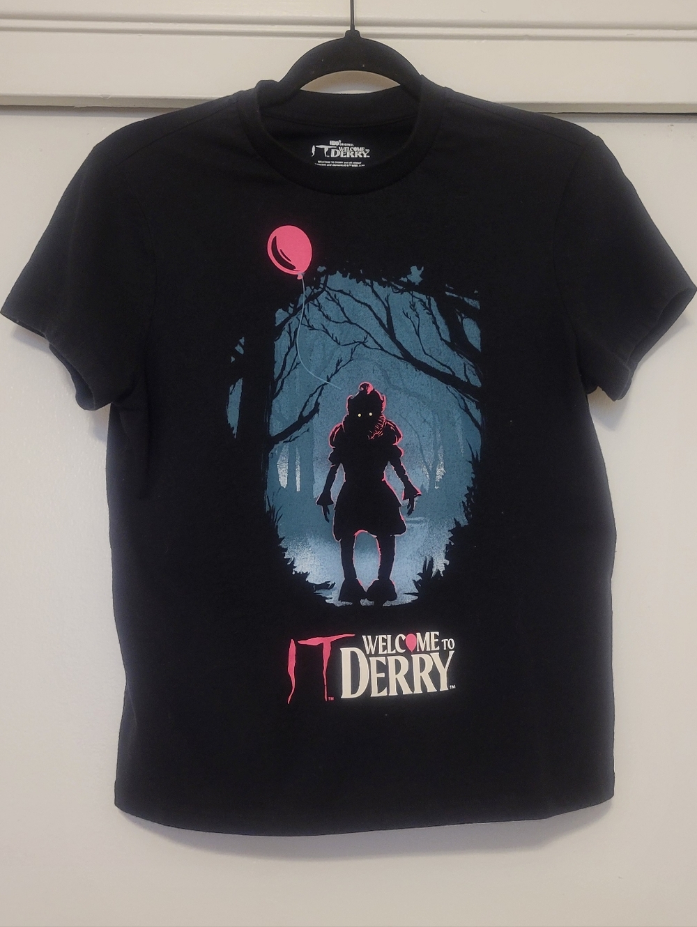 IT Welcome To Derry Pennywise Graphic Tee HBO Horror Shirt Black Size Medium